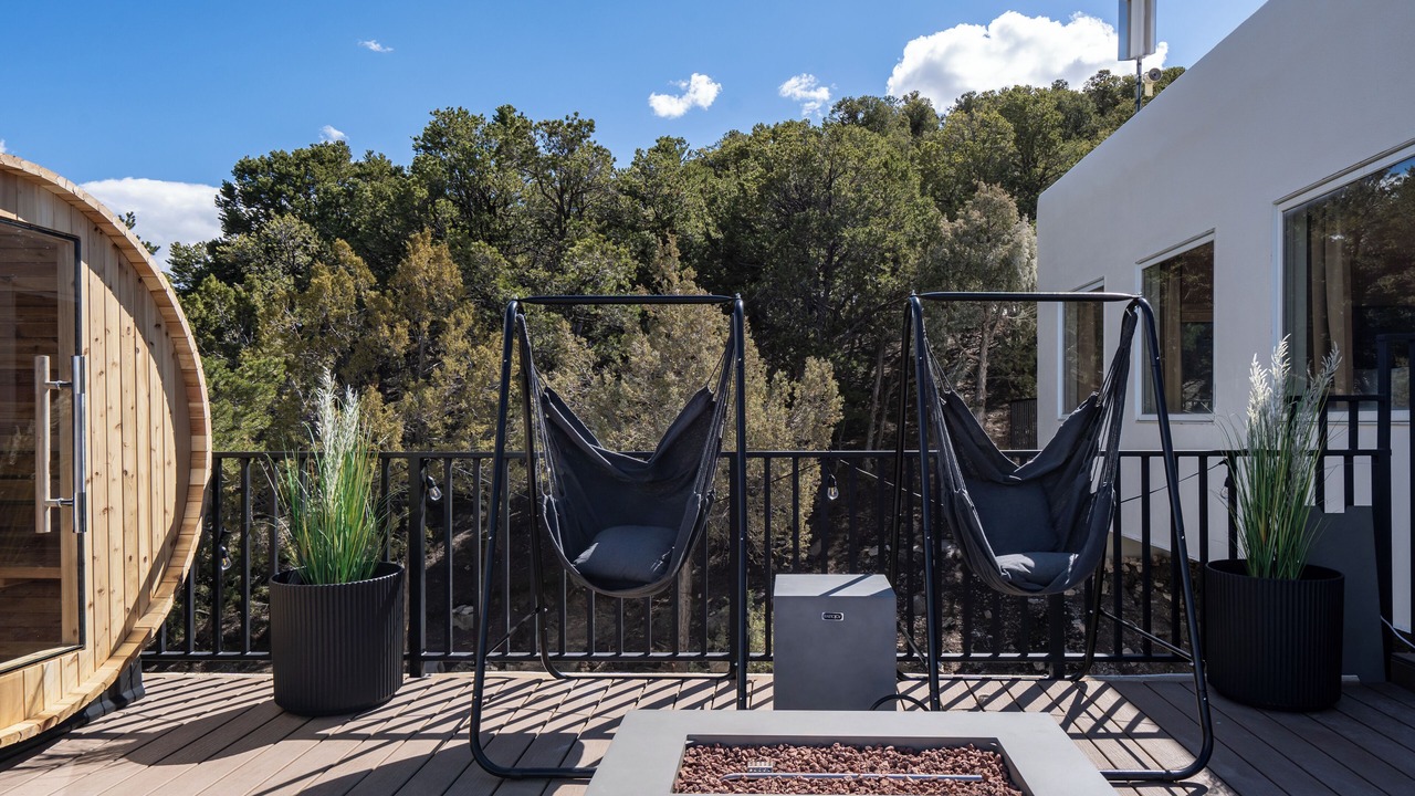 Photo of Patio Balcony in North Hills