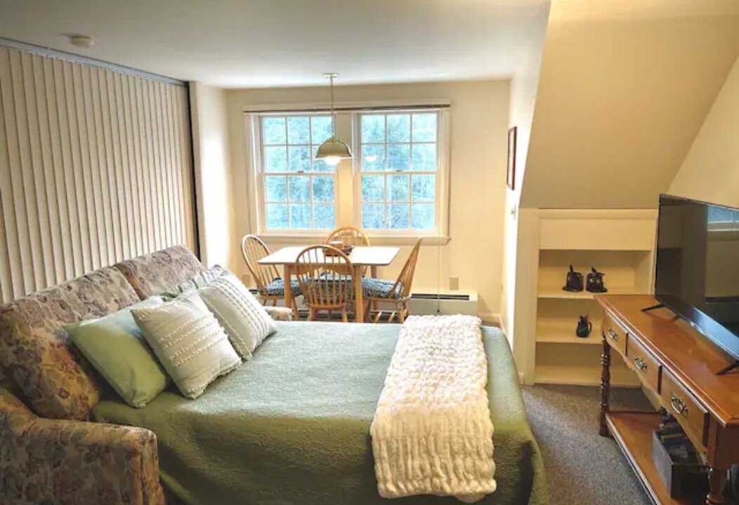 Photo of Bedroom in North Woodstock