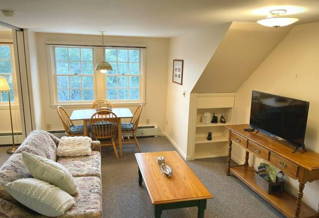 Photo of Livingroom in North Woodstock