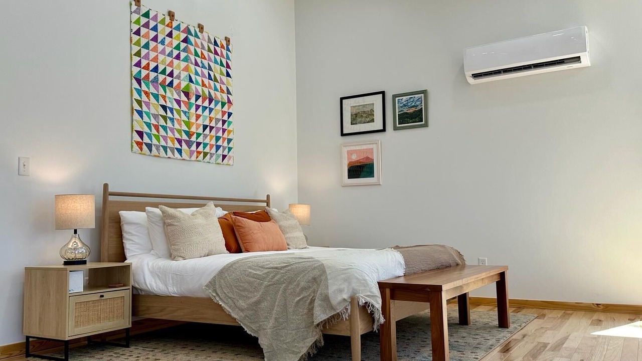 Photo of Bedroom in Lost River