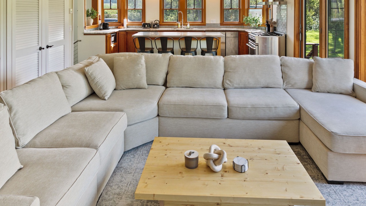 Photo of Livingroom in Skaneateles