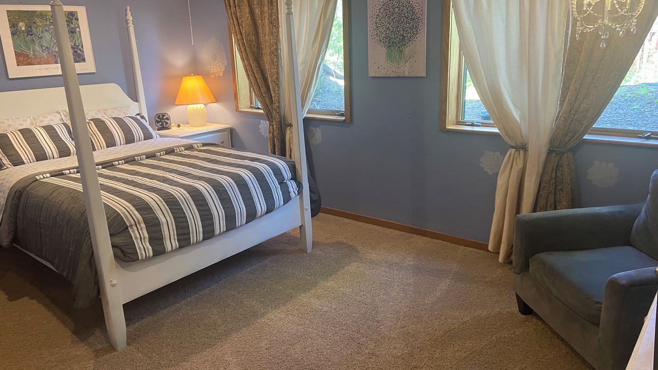 Photo of Bedroom in Dakota County