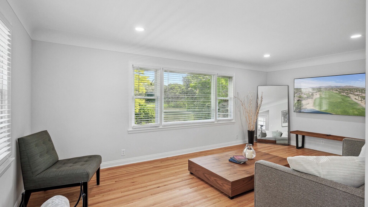 Photo of Livingroom in Richfield