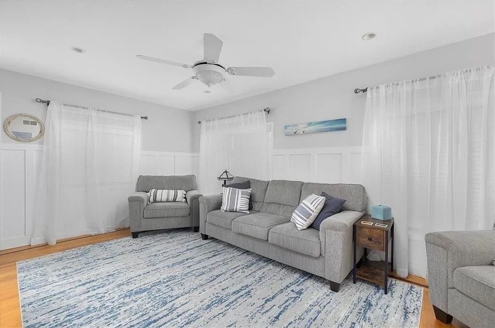 Photo of Livingroom in Warwick