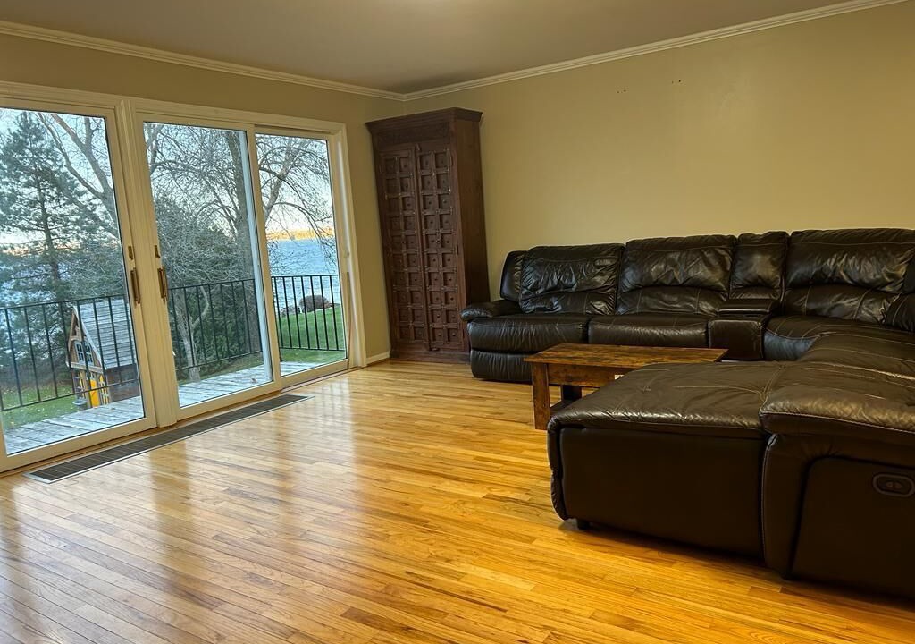 Photo of Livingroom in Plattsburgh
