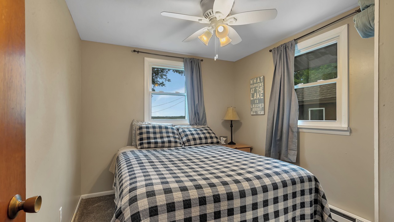 Photo of Bedroom in South Haven