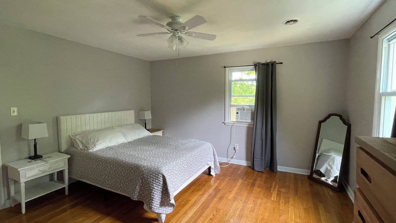 Photo of Bedroom in Wolcott