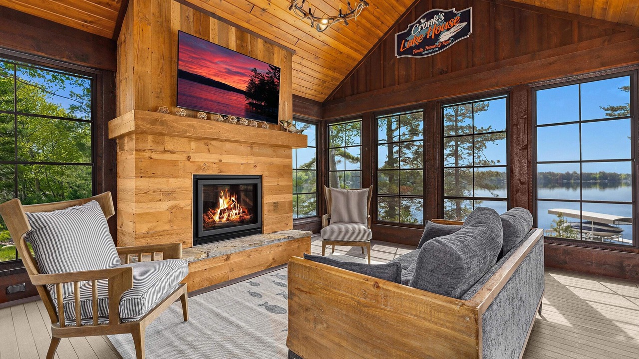 Photo of Livingroom in Crosslake