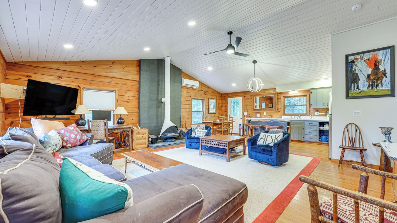 Photo of Livingroom in Lake Placid
