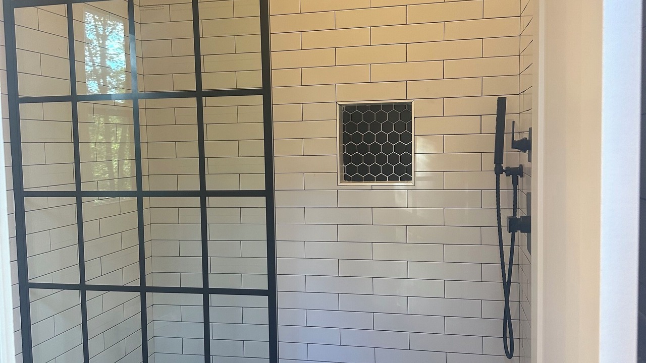 Photo of Bathroom in Keslers Cross Lanes