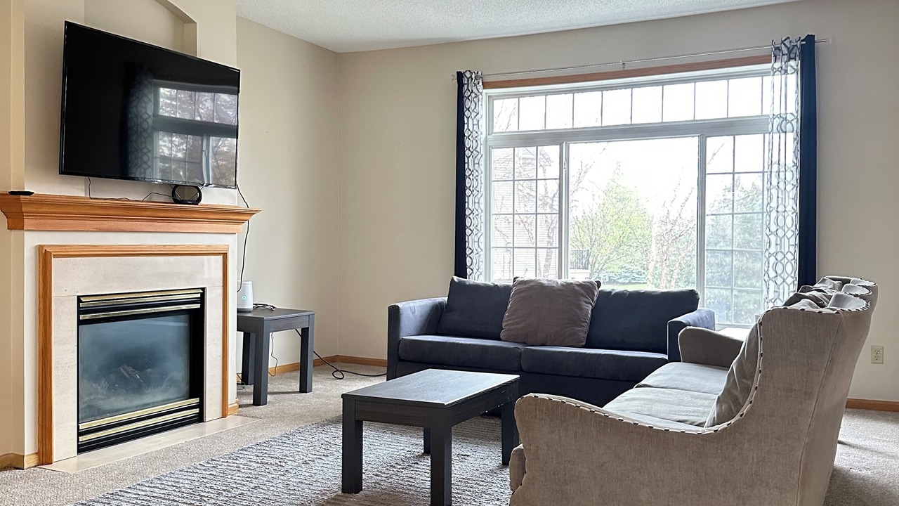 Photo of Livingroom in Woodbury