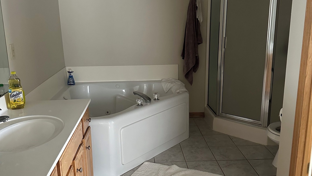 Photo of Bathroom in Woodbury