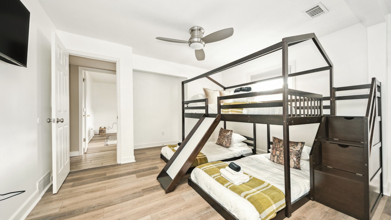 Photo of Bedroom in Osceola