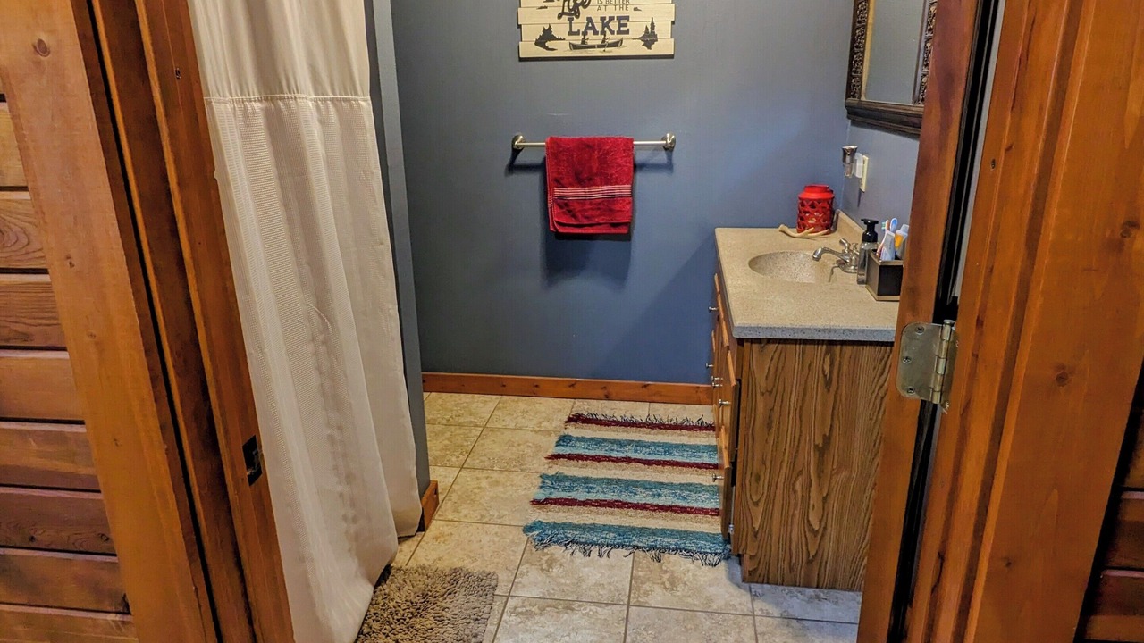 Photo of Bathroom in Hannibal