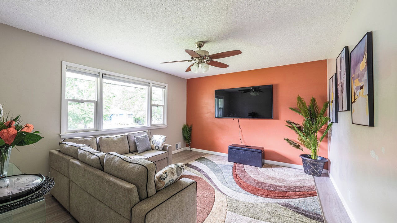 Photo of Livingroom in Fridley