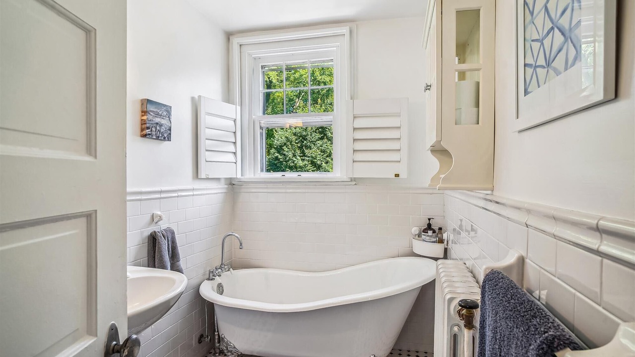 Photo of Bathroom in North Bethesda