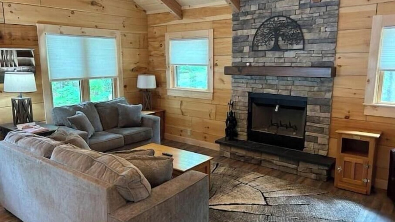 Photo of Livingroom in Wardensville