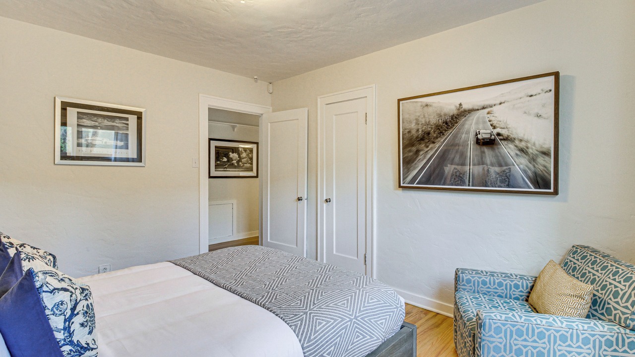 Photo of Bedroom in Nob Hill