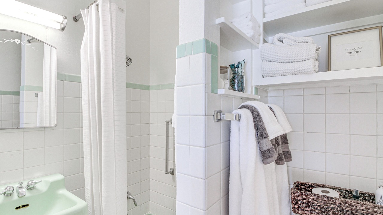 Photo of Bathroom in Nob Hill