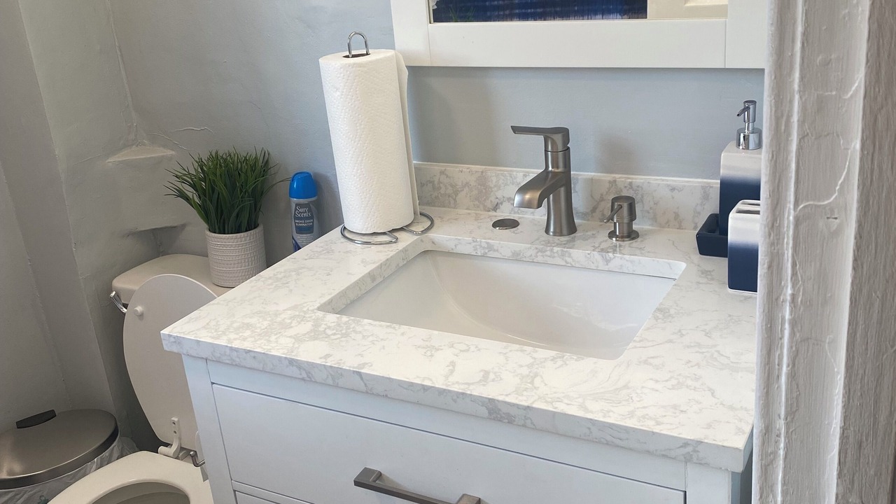 Photo of Bathroom in Midway