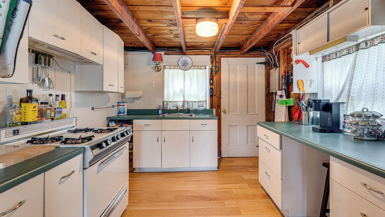 Photo of Kitchen in Town of Putnam