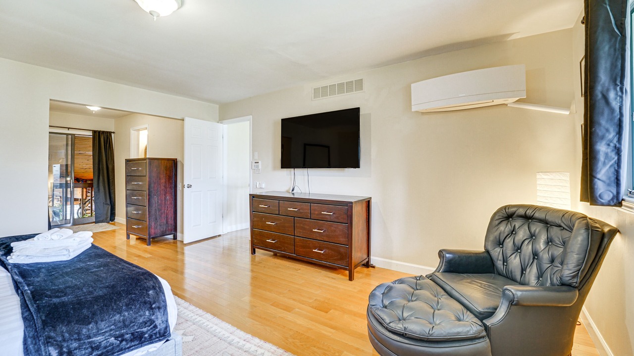 Photo of Bedroom in Bloomfield Hills