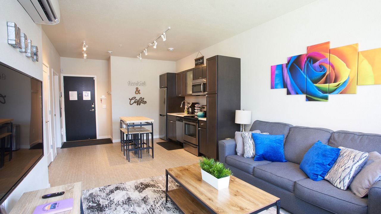 Photo of Livingroom in Powderhorn