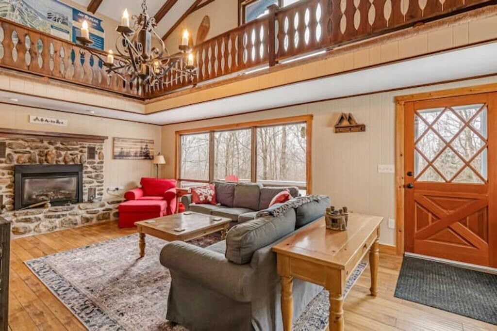 Photo of Livingroom in Montgomery Center