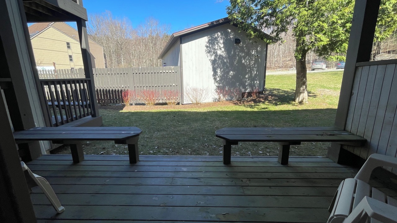 Photo of Patio Balcony in Jeffersonville