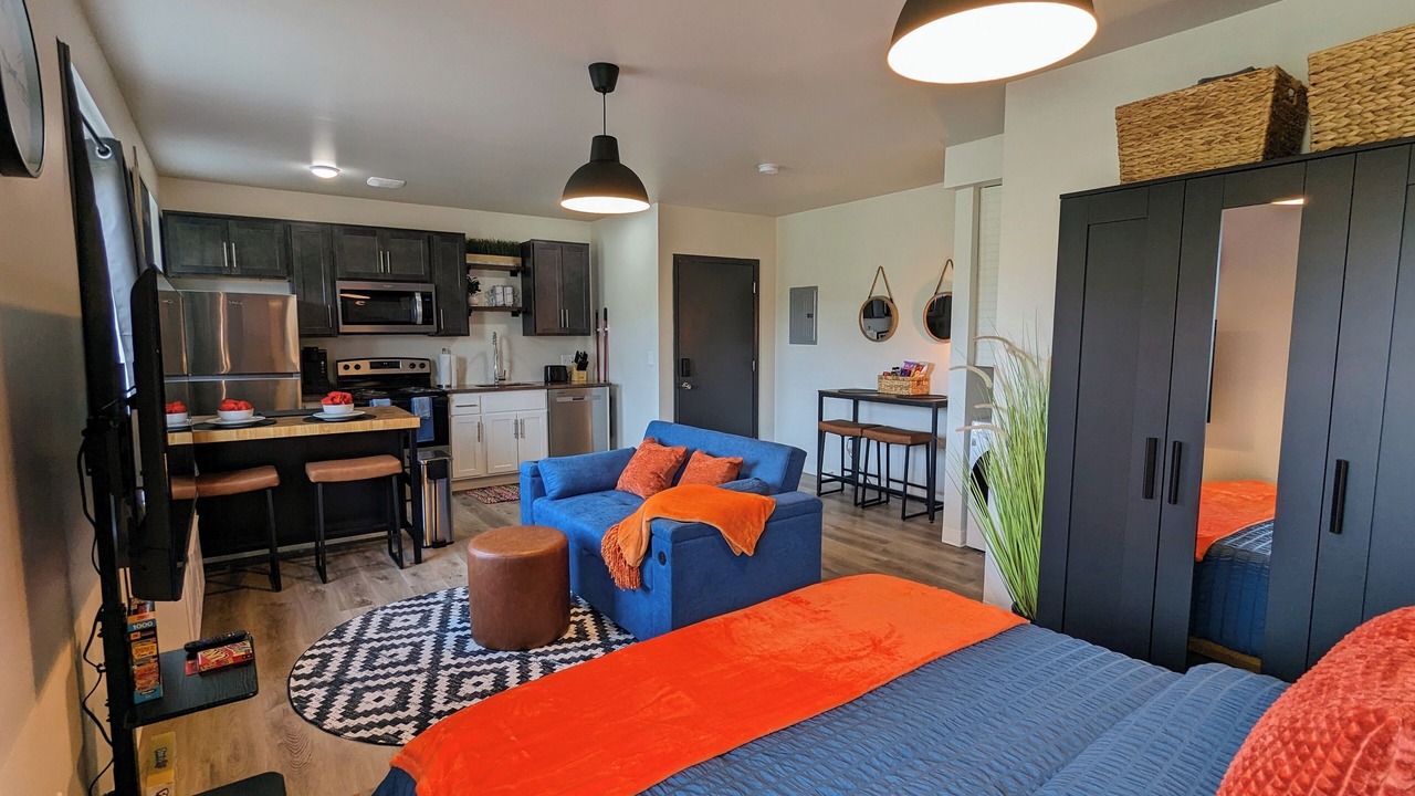 Photo of Bedroom in New Center Detroit