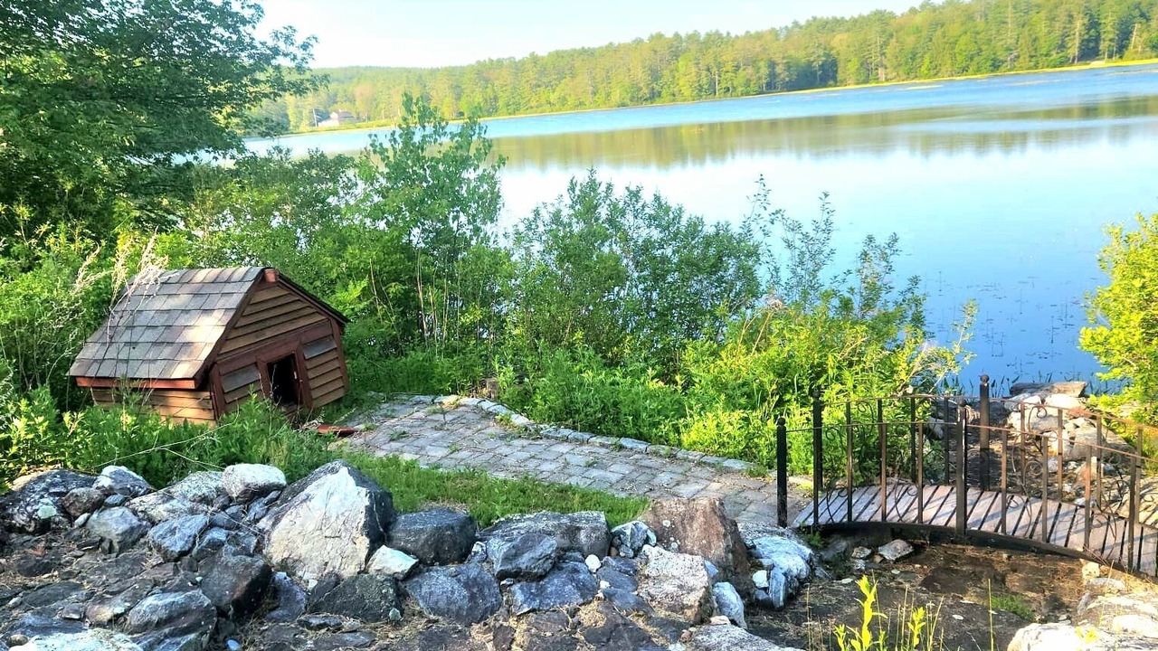 Photo of Outdoor in Orange