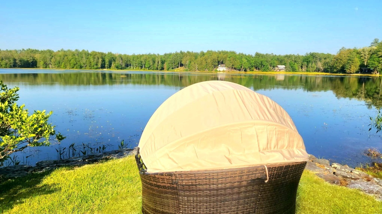 Photo of Outdoor in Orange