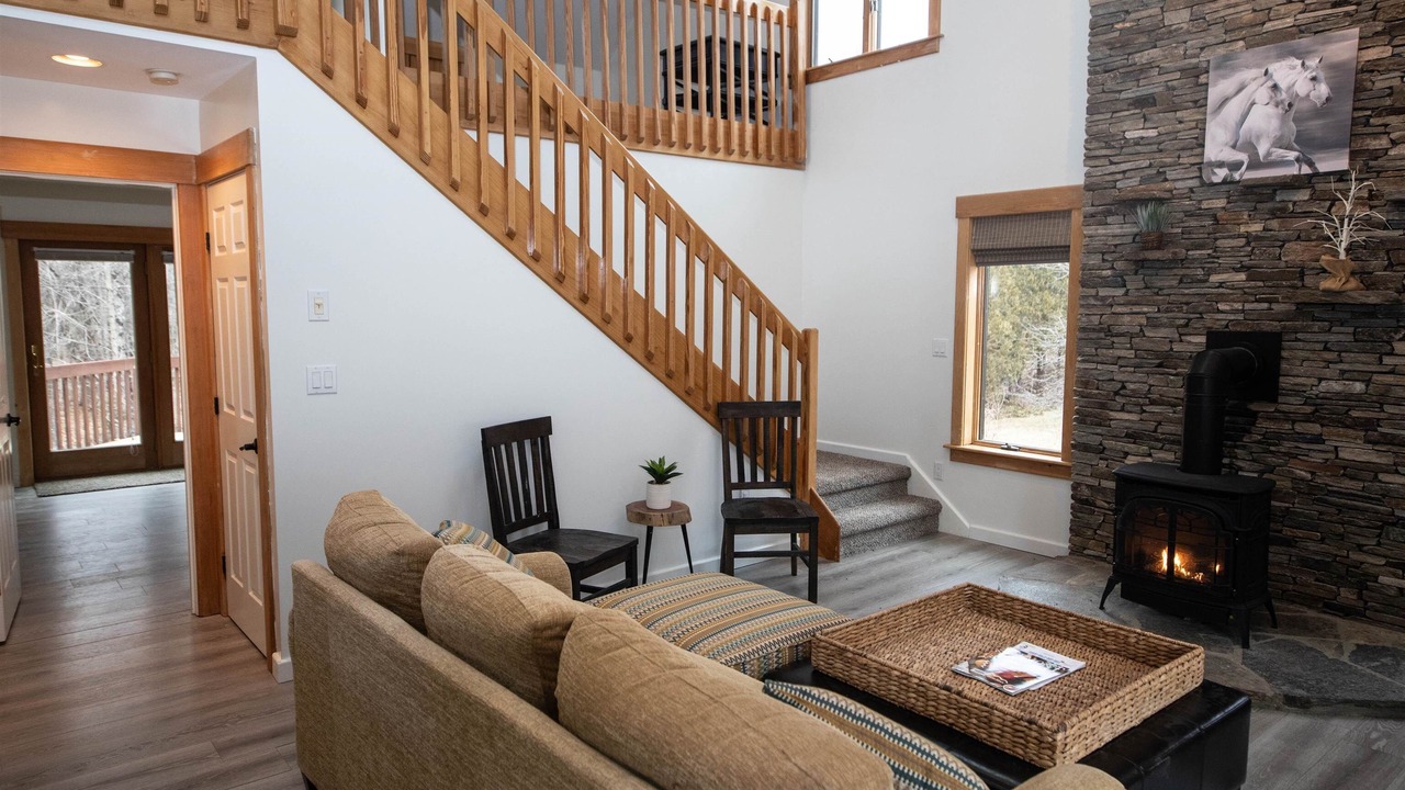 Photo of Livingroom in Belmont