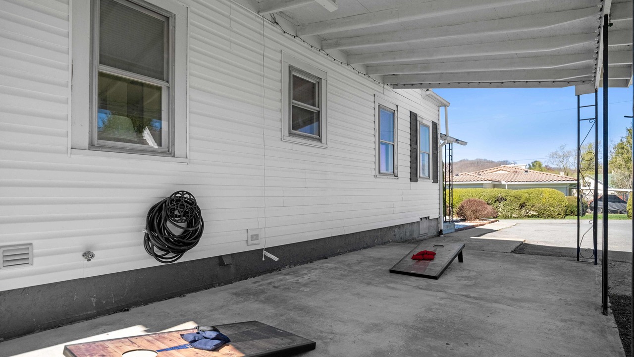 Photo of Outdoor in Summersville