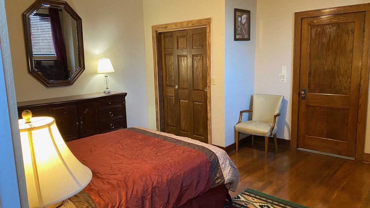 Photo of Bedroom in Adams