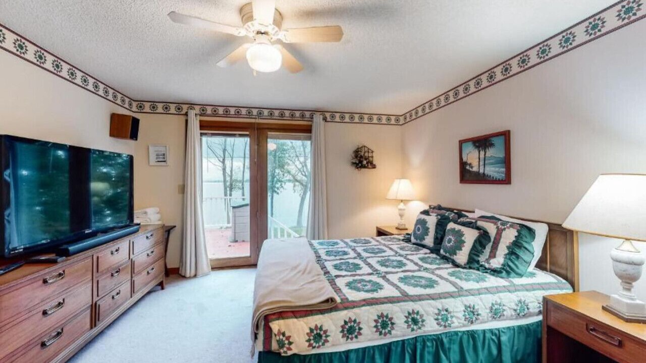 Photo of Bedroom in Grand Isle