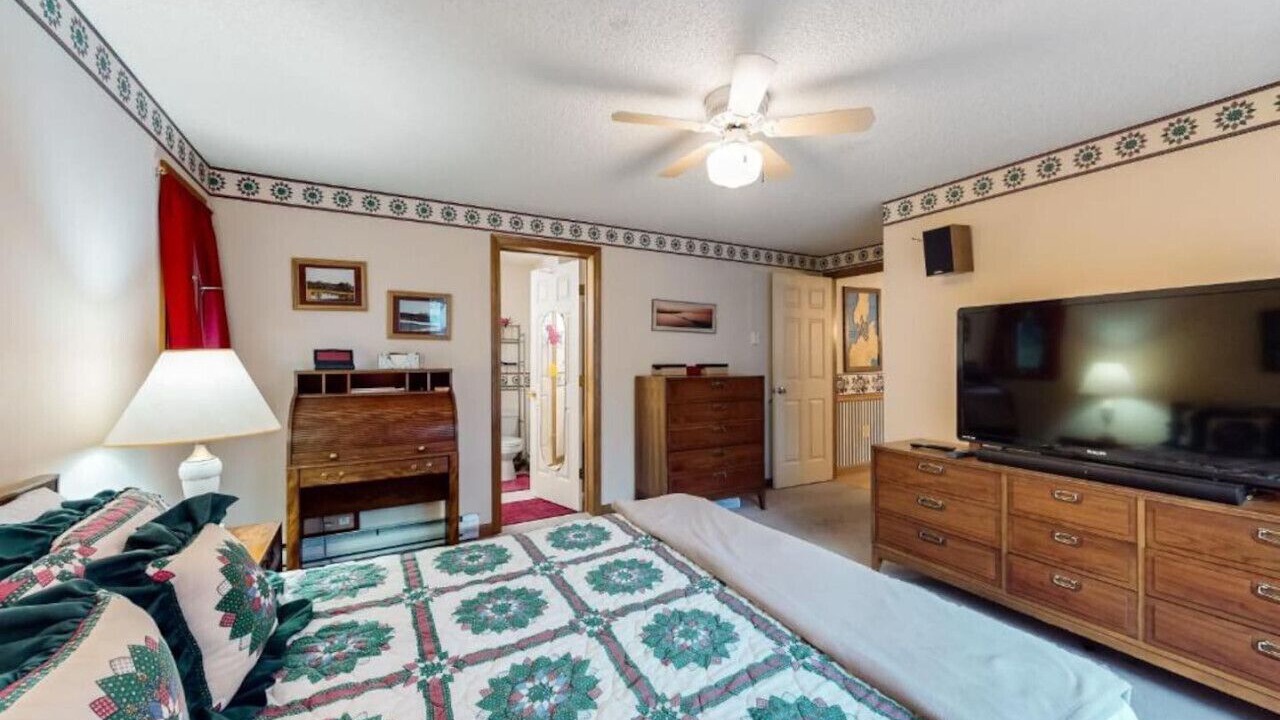 Photo of Bedroom in Grand Isle