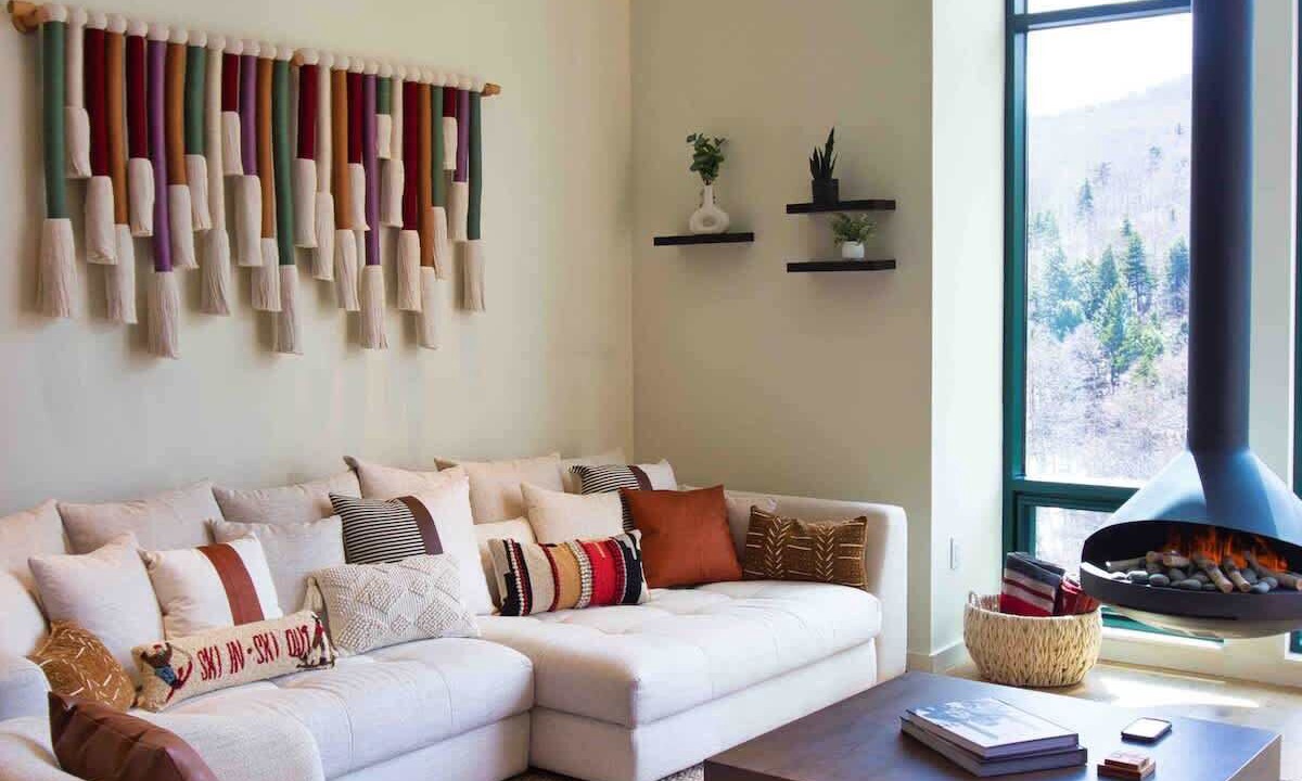 Photo of Livingroom in Stowe Area