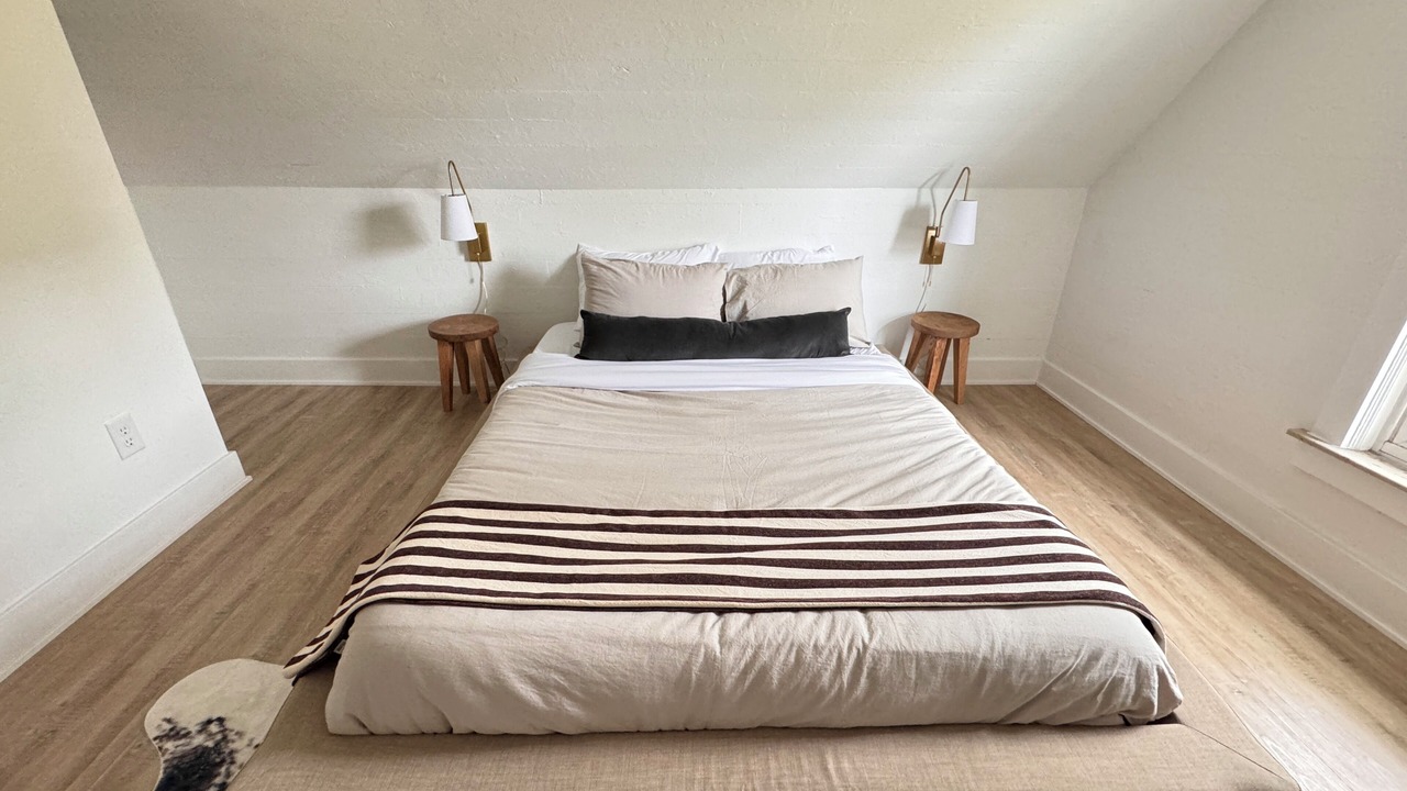 Photo of Bedroom in Midtown