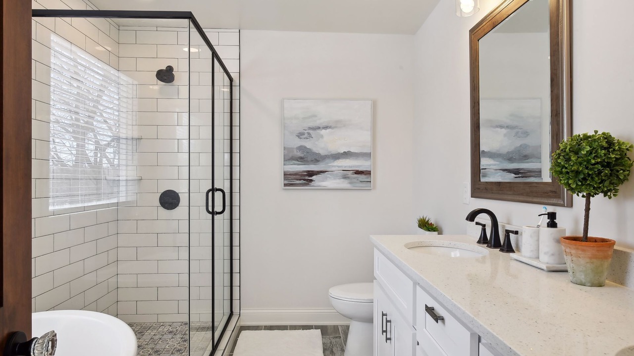 Photo of Bathroom in Navarre