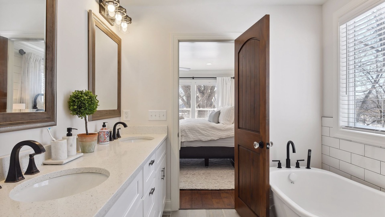 Photo of Bathroom in Navarre