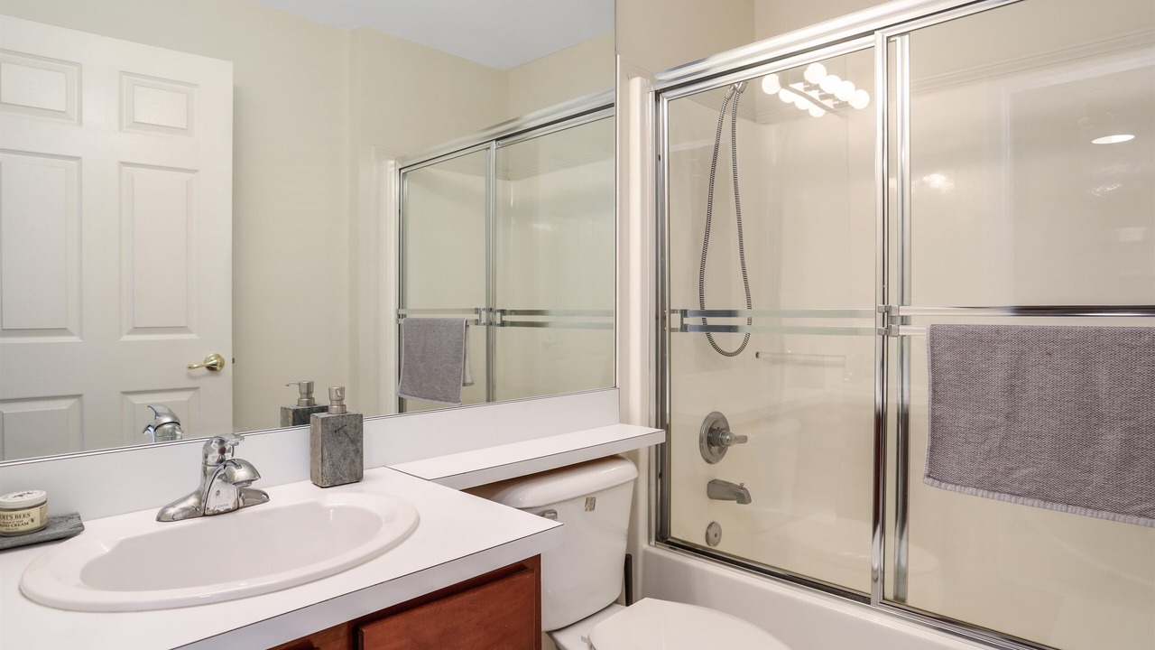 Photo of Bathroom in Midtown