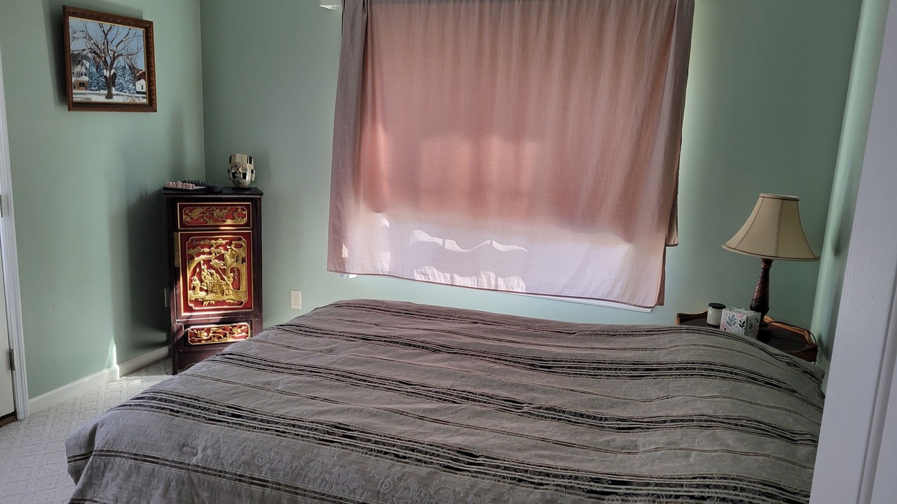 Photo of Bedroom in Saratoga Springs