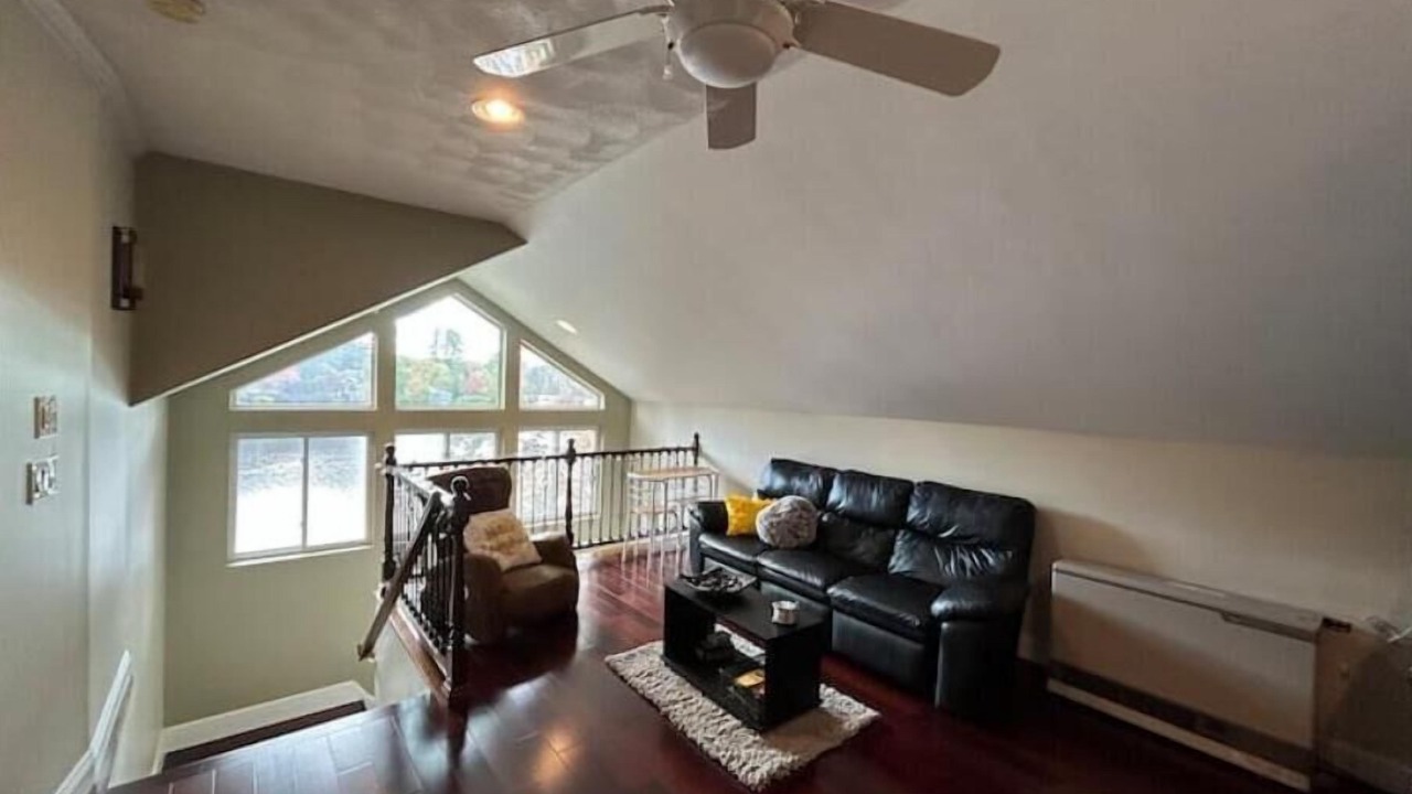 Photo of Livingroom in Salem