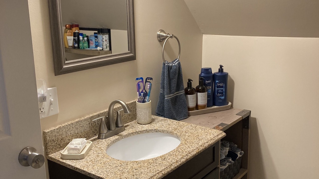 Photo of Bathroom in Brier Hill