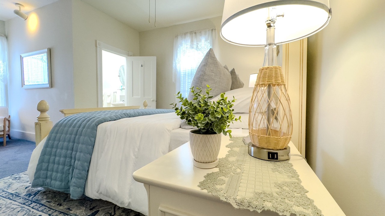 Photo of Bedroom in Marblehead