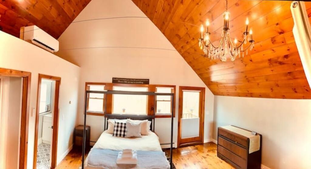 Photo of Bedroom in Canaan