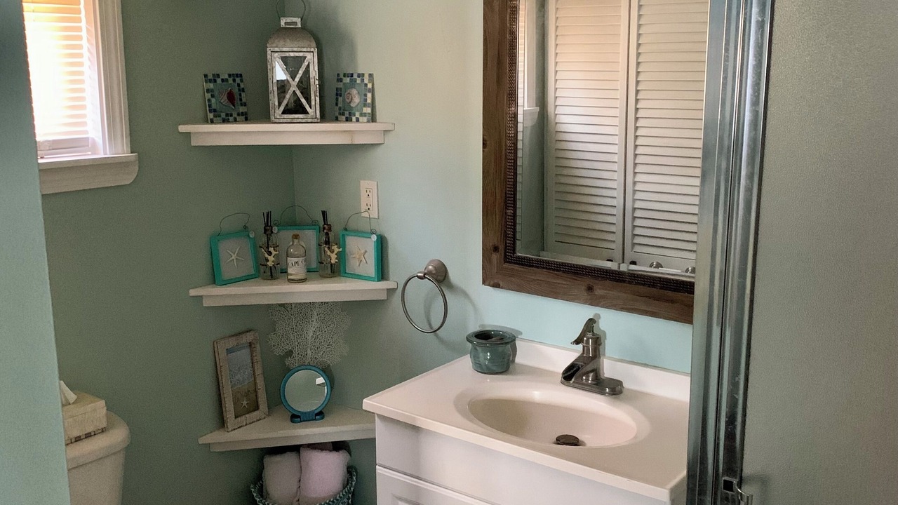 Photo of Bathroom in Coventry Lake
