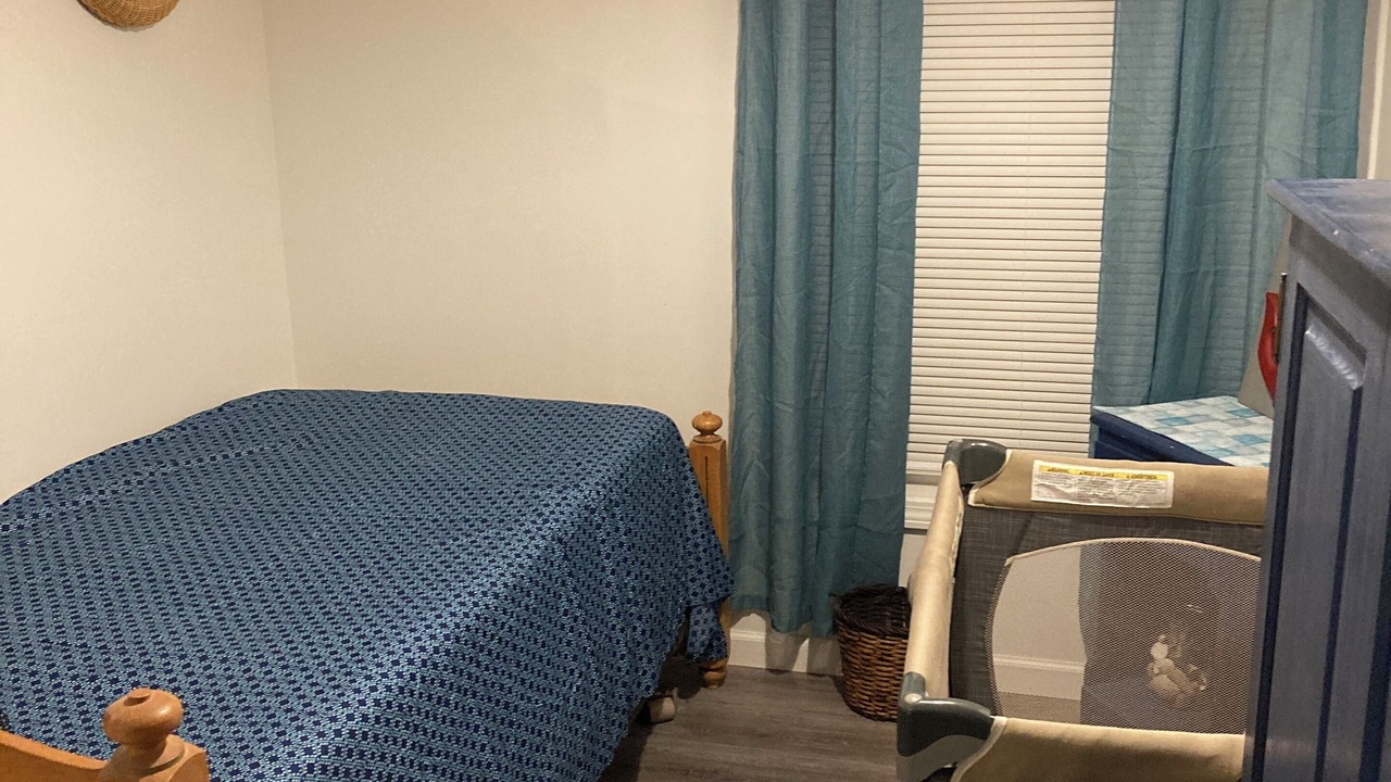 Photo of Bedroom in Coventry Lake