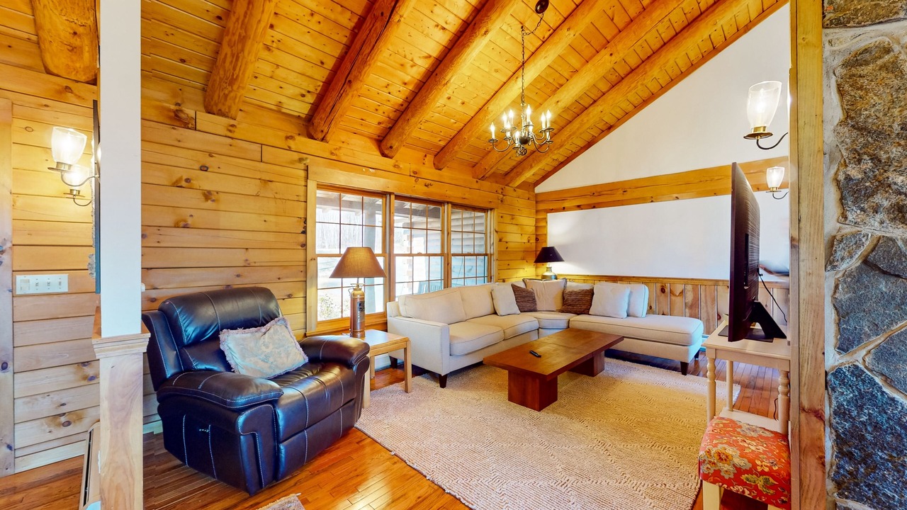 Photo of Livingroom in Easton